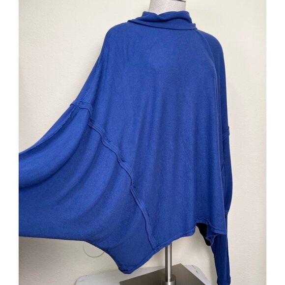 WE THE FREE Oversized Blue Long Sleeve Cowl Neck Dolman Sleeve Knit Top Large - Picture 7 of 7